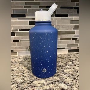 Popflex 64oz water bottle
